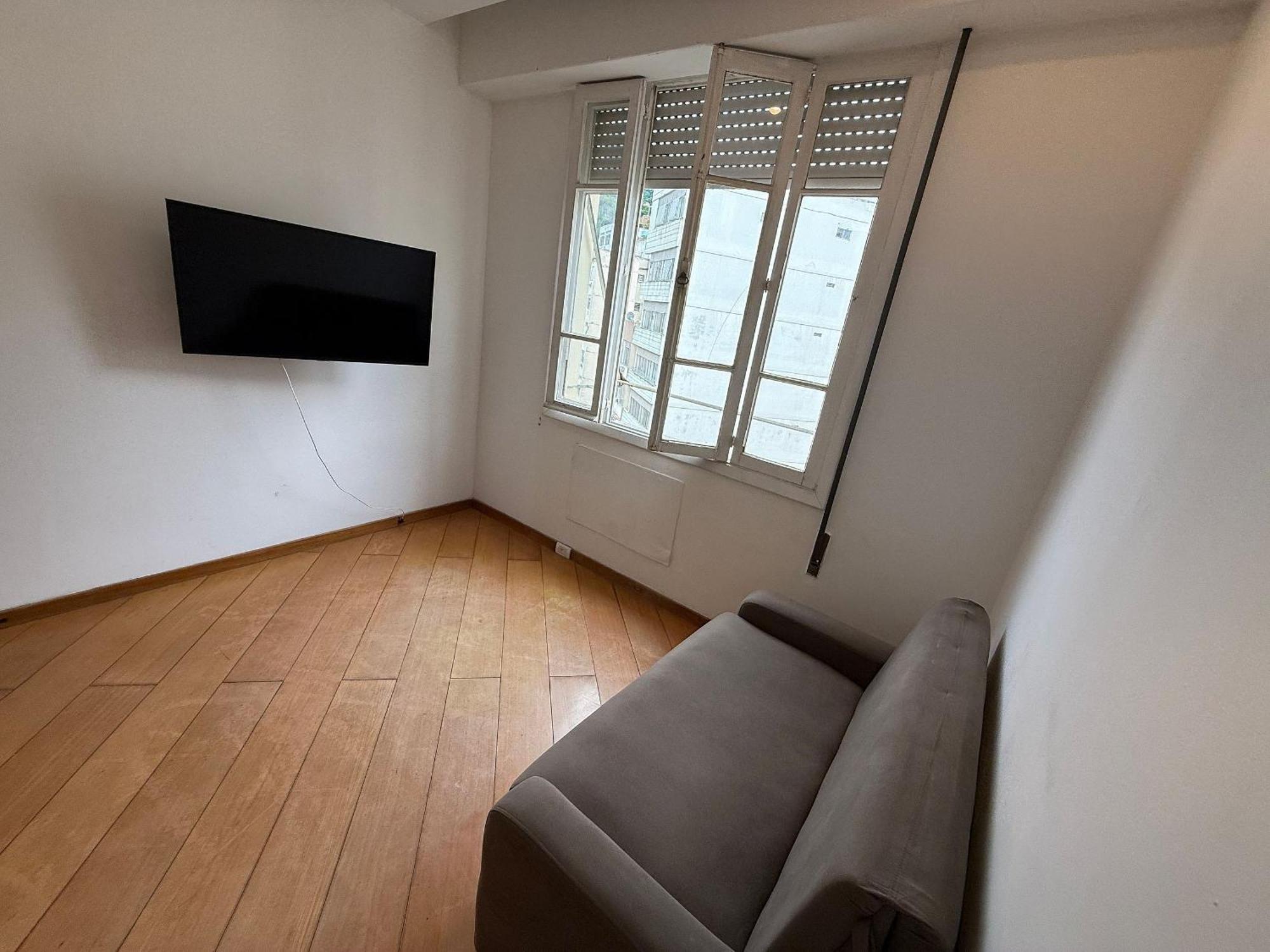 Predio Silencioso E No Coracao Do Rj Apartamento